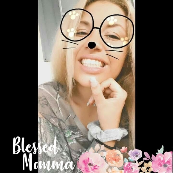 Meet your Posher, Autumn - Picture 1 of 1